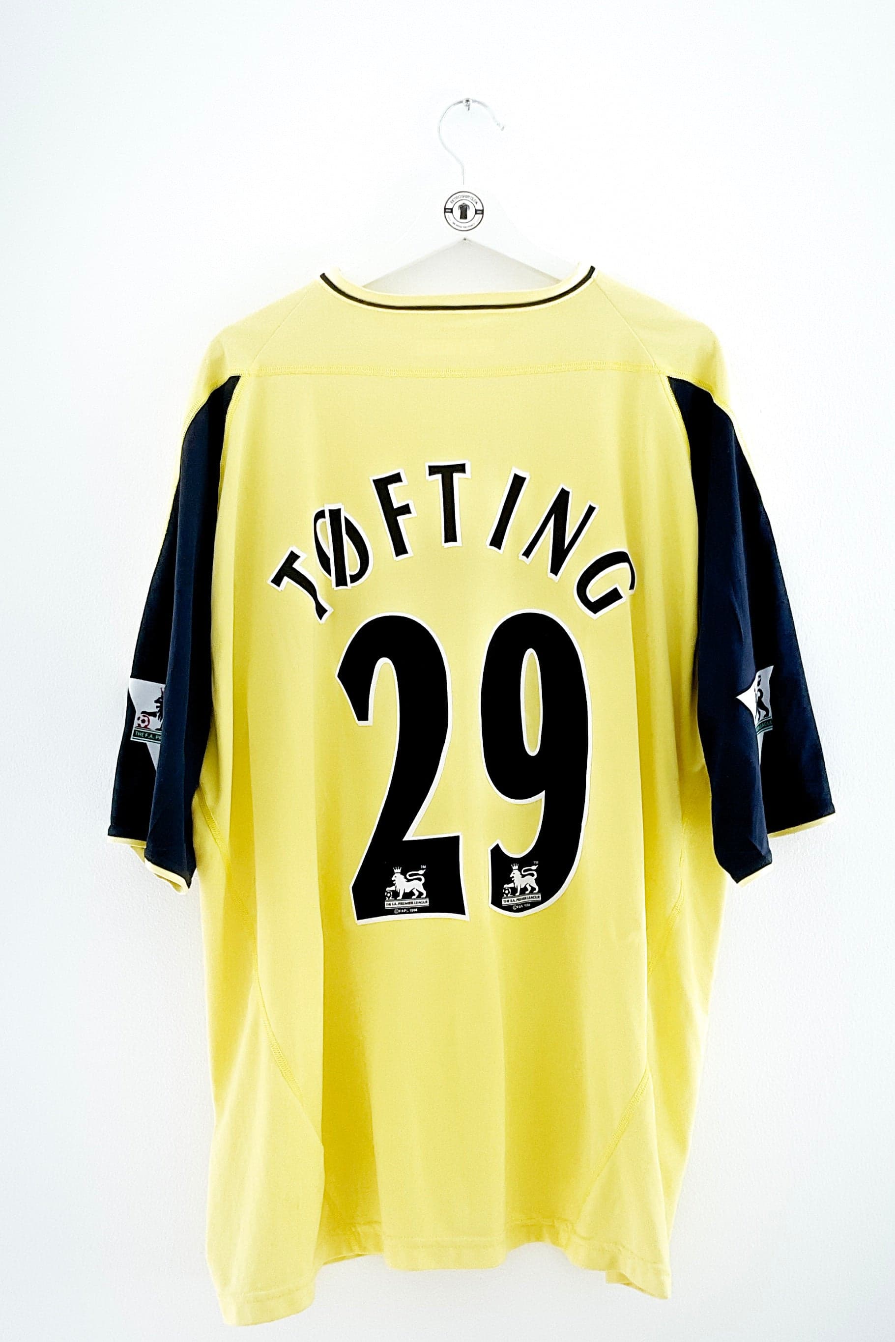 Bolton 2002/20023 Udebane 29 Matchworn