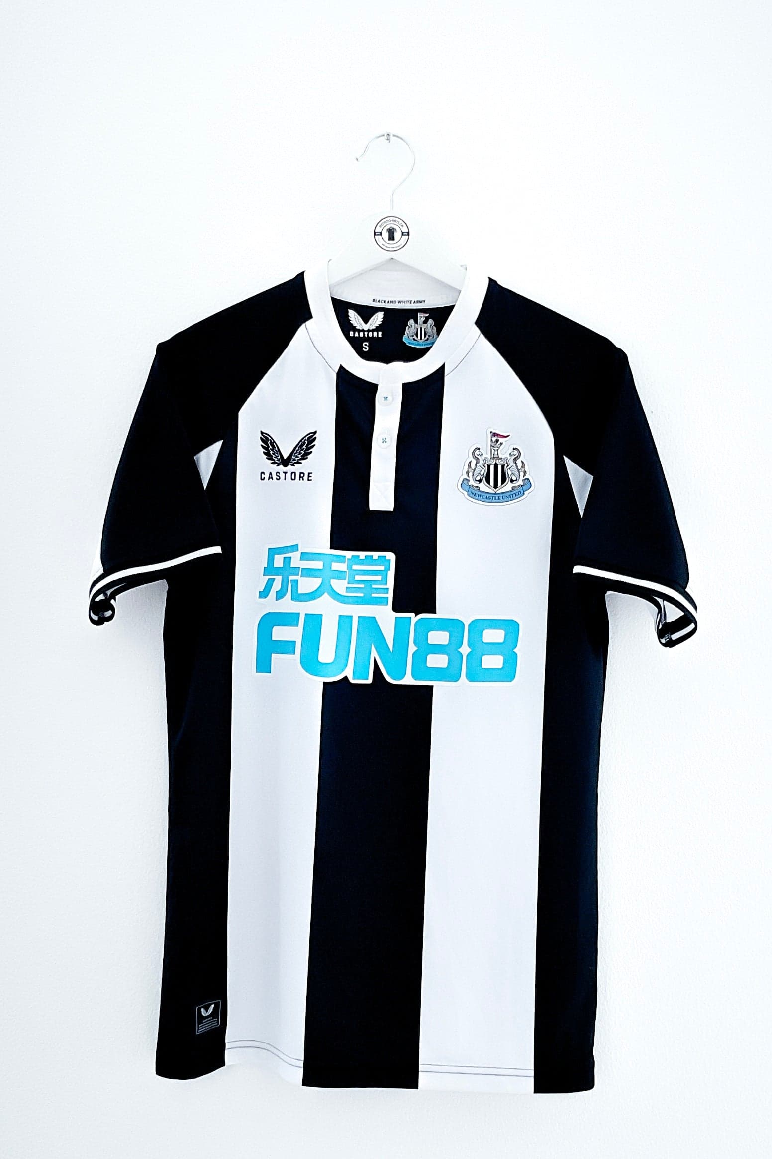 Newcastle United 2021/2022 Hjemmebane